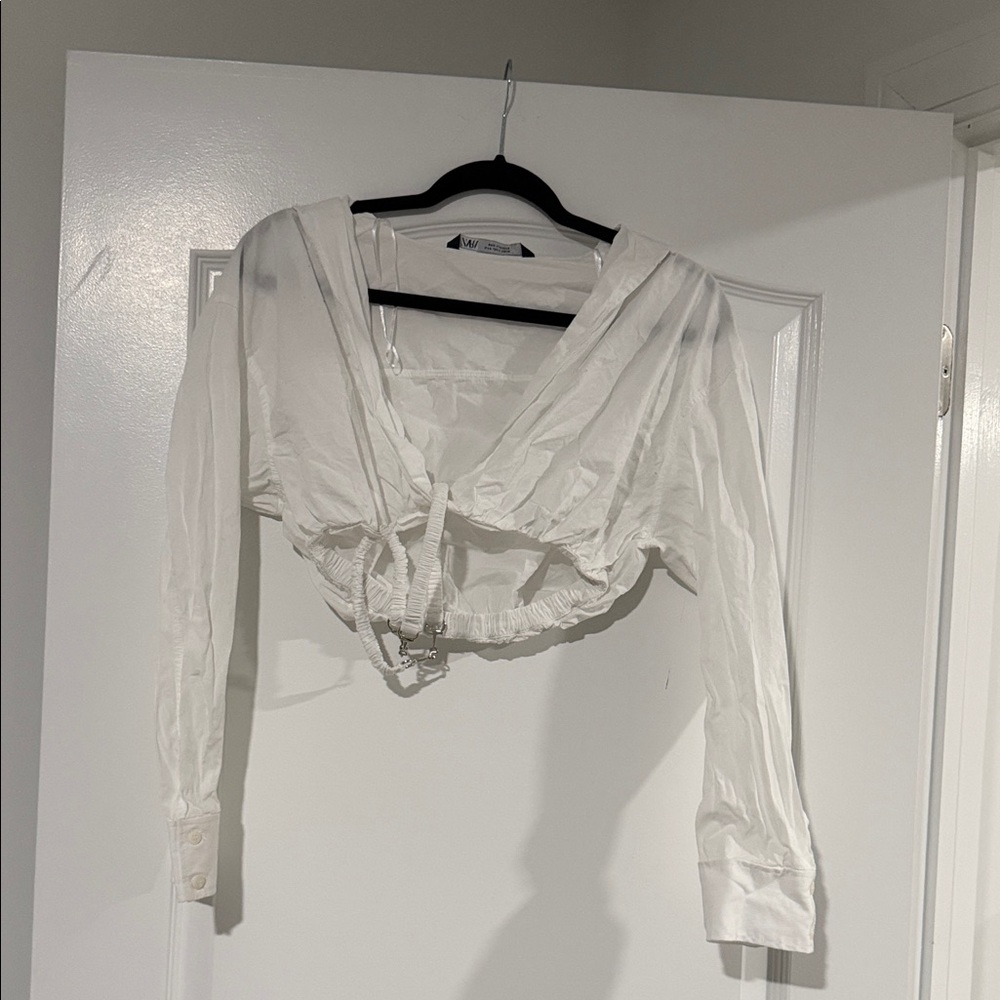White Cropped Tie-Front Long Sleeve Top
